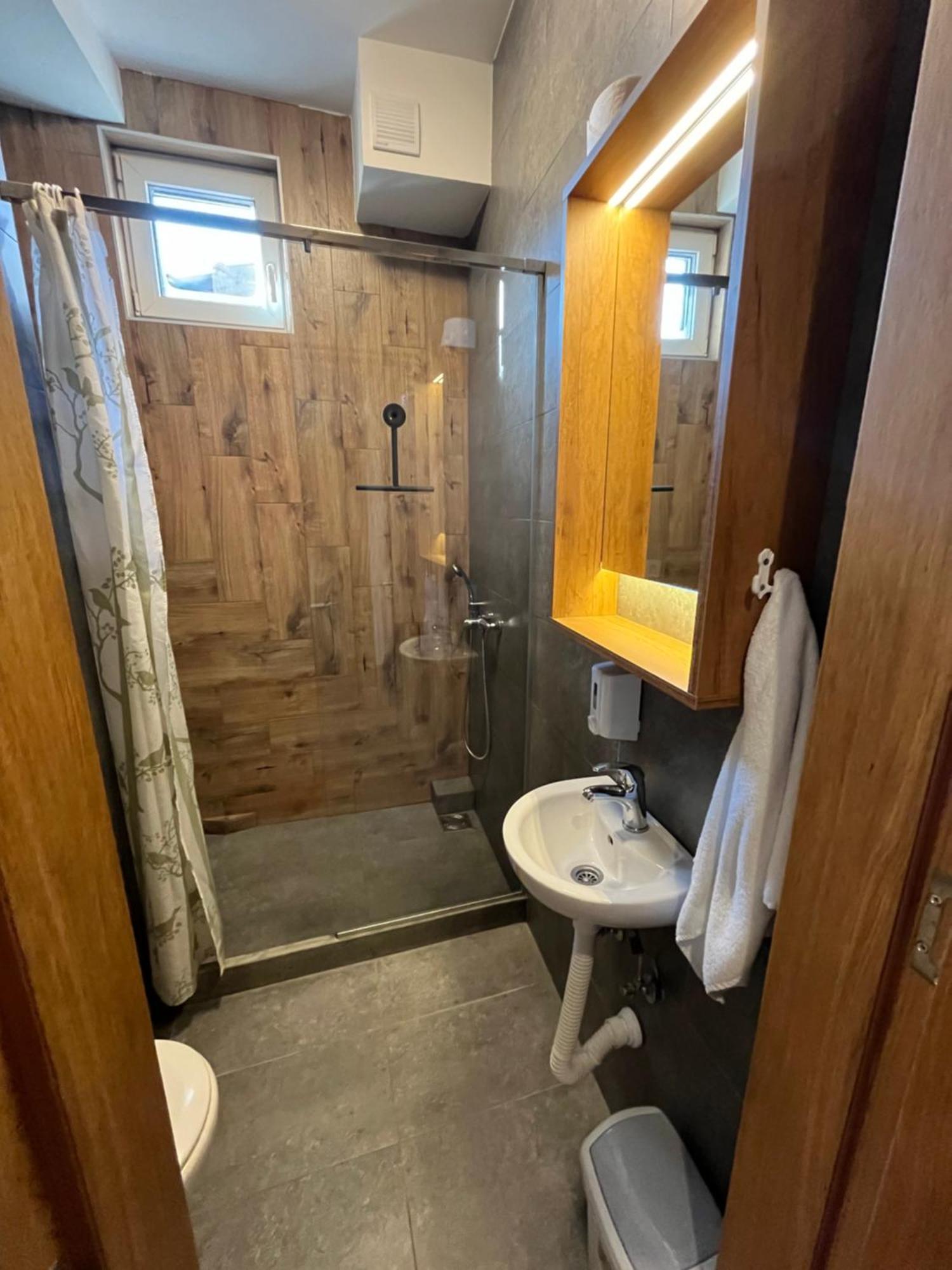 Hostel Terasa Nowy Sad Zewnętrze zdjęcie