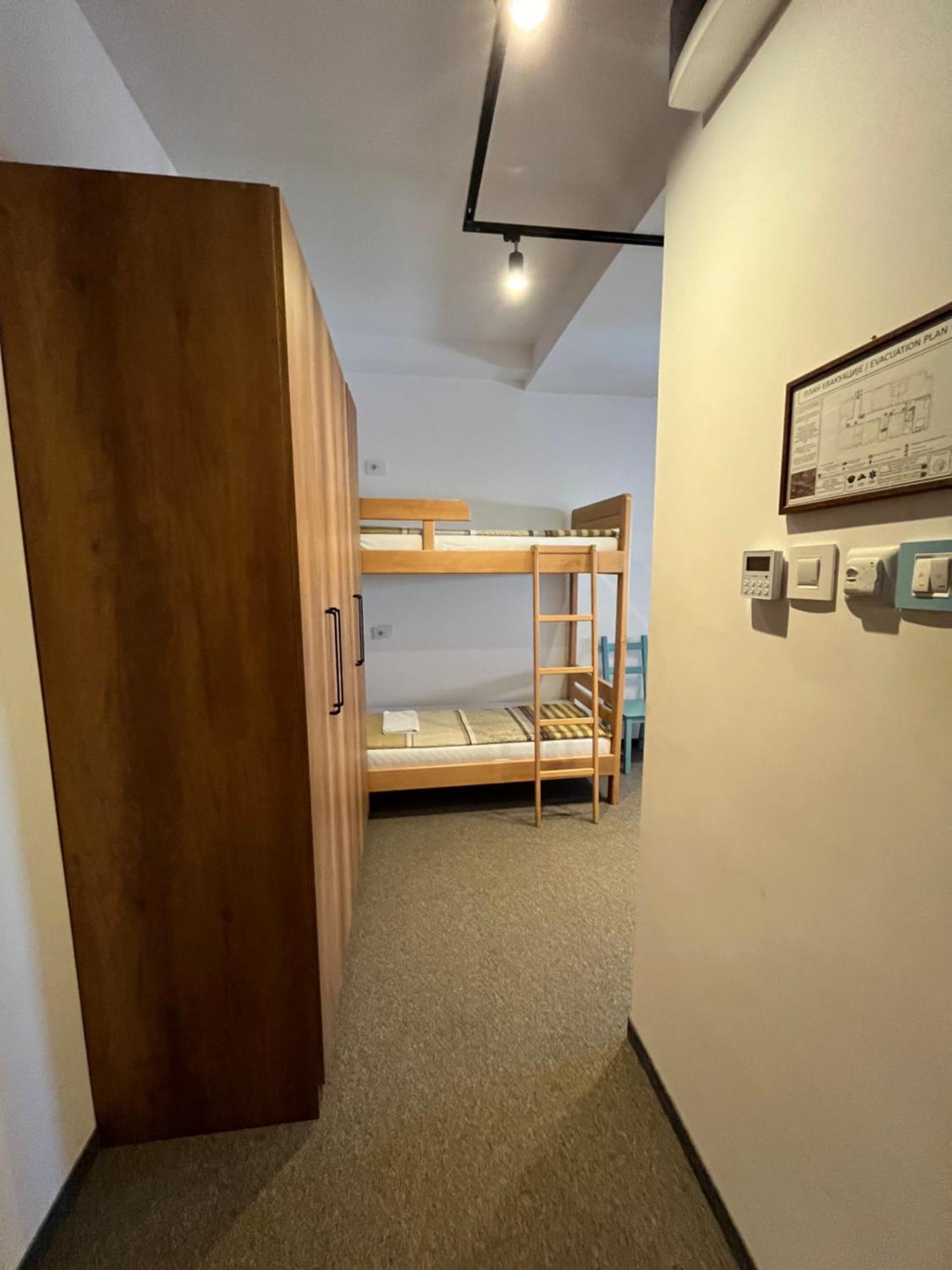 Hostel Terasa Nowy Sad Zewnętrze zdjęcie