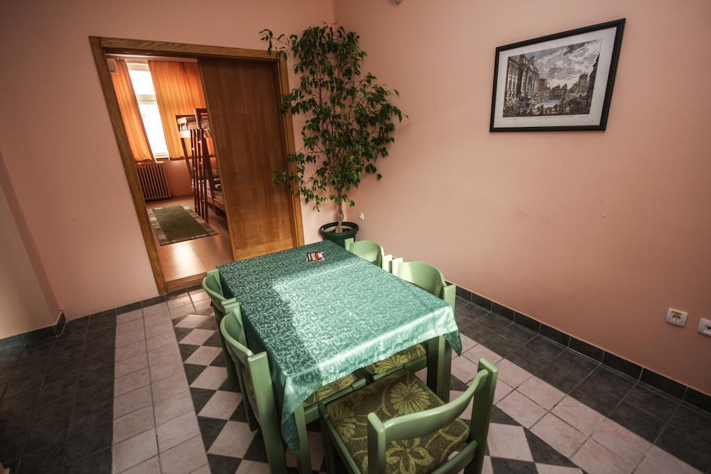 Hostel Terasa Nowy Sad Pokój zdjęcie