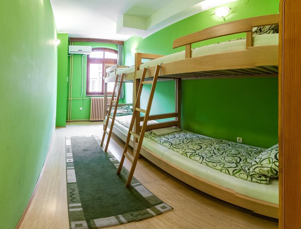 Hostel Terasa Nowy Sad Zewnętrze zdjęcie
